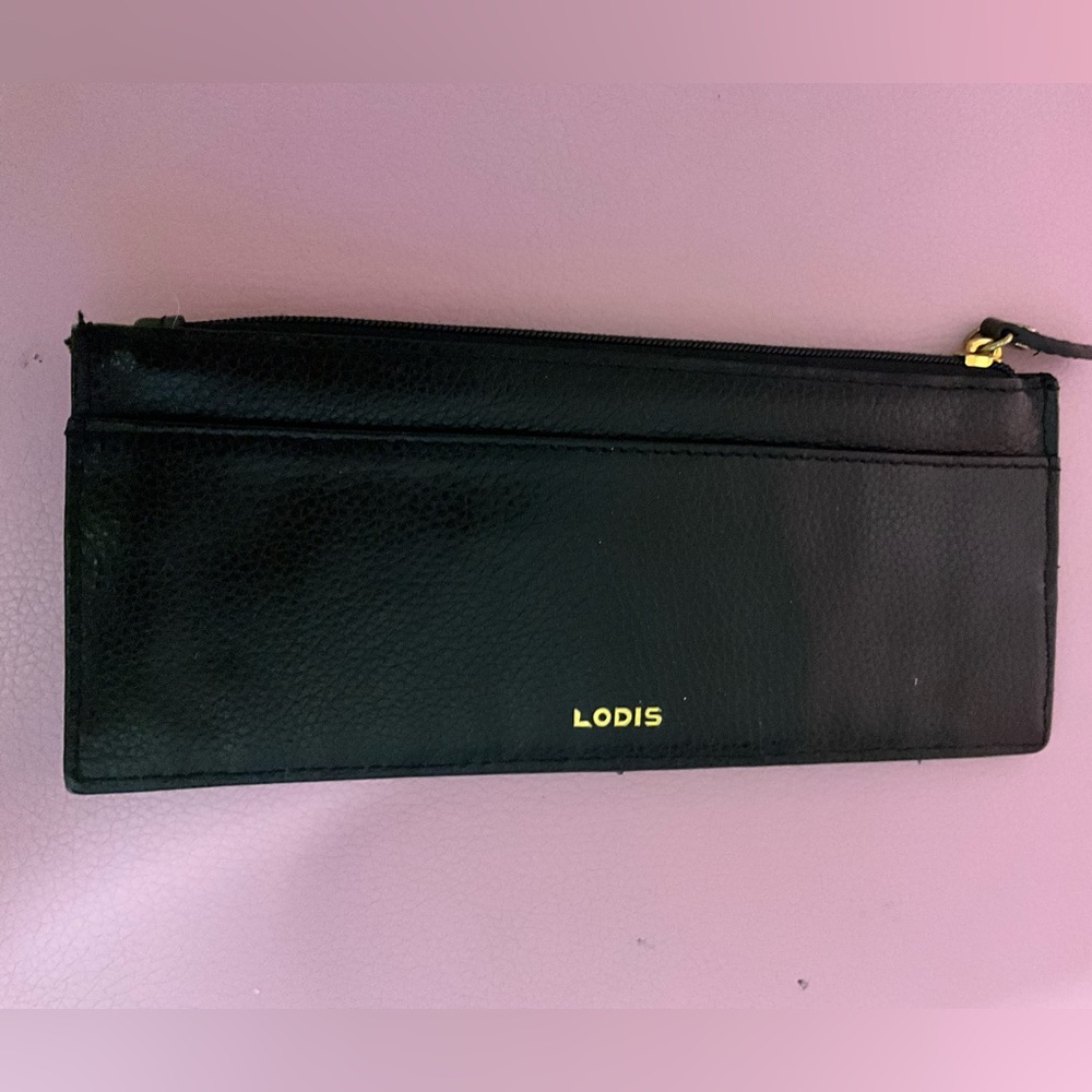 Lodi’s card wallet